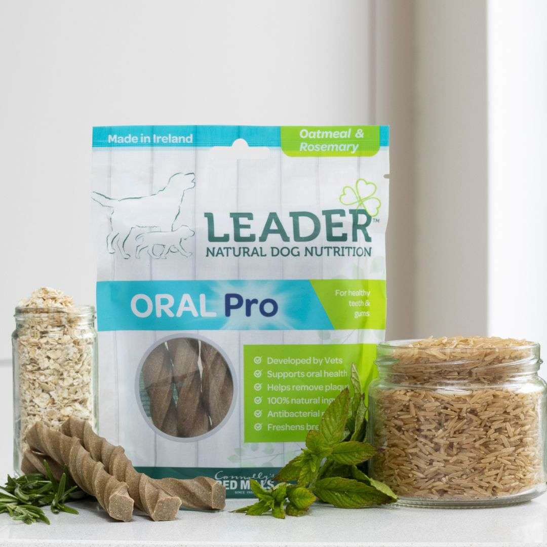 Leader Oral Pro Oatmeal & Rosemary dental sticks 130g pack with spiral dental sticks, oats, rice and fresh herbs