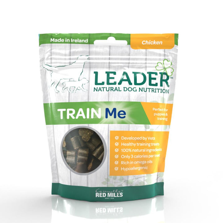 Leader Train Me Dog Treats Chicken 130g pouch front